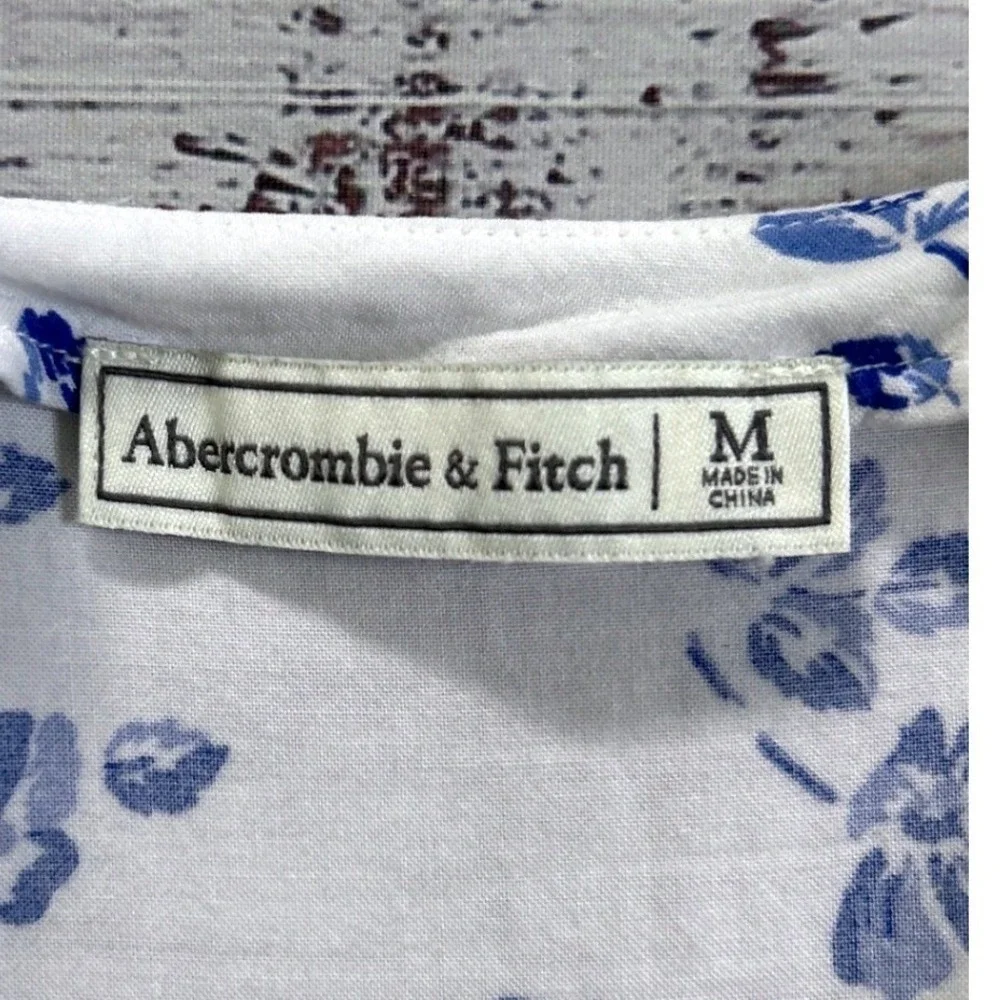 Abercrombie‎ & Fitch Tie Front Top Women Medium White Blue Floral Puff Sleeve